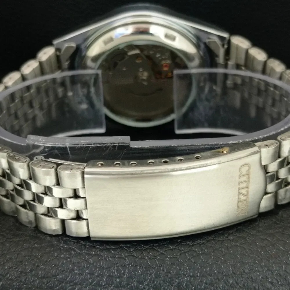 Vintage 1981 Citizen Automatic Mens Silver Watch W/daydate & Blue accents